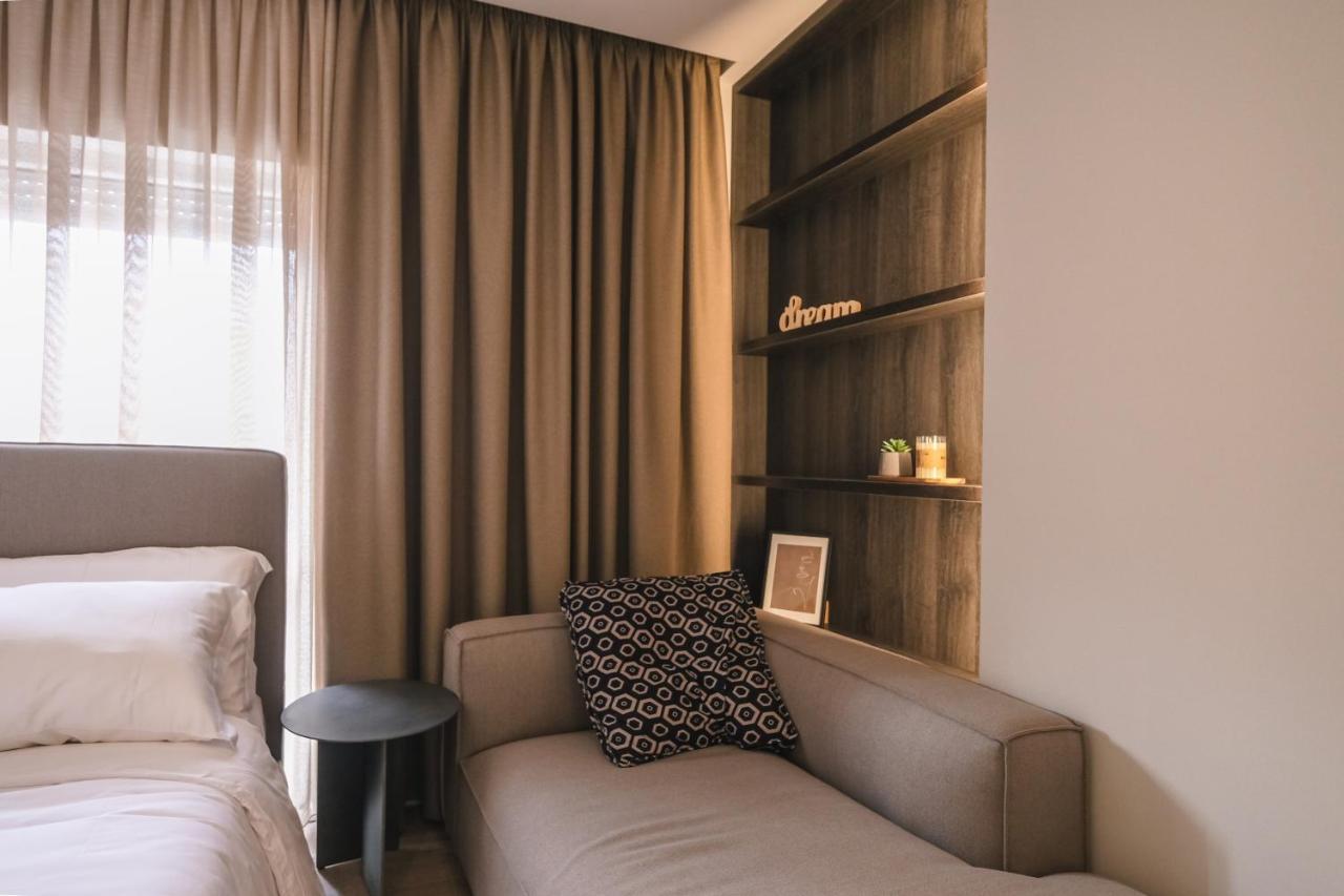 Two Steps Apartments Тирана Экстерьер фото