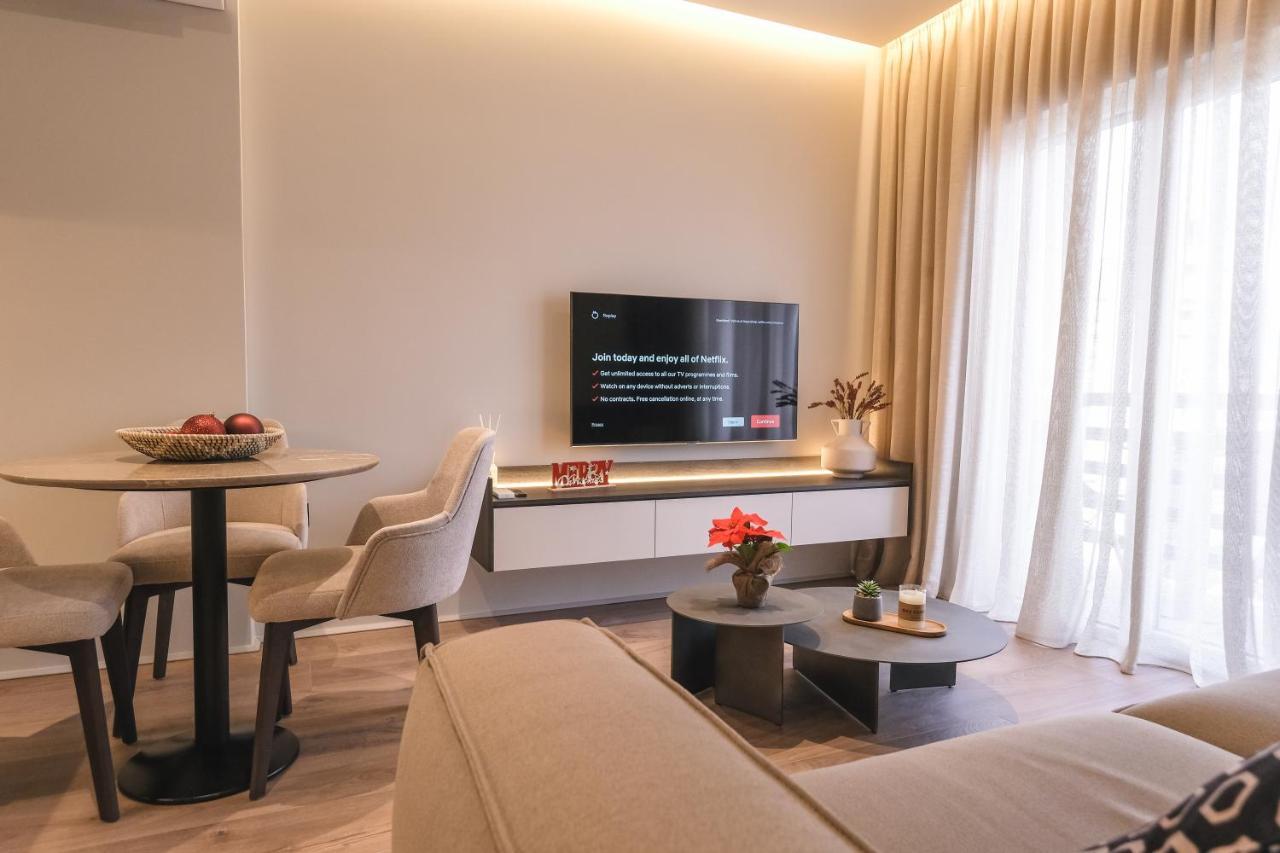 Two Steps Apartments Тирана Экстерьер фото