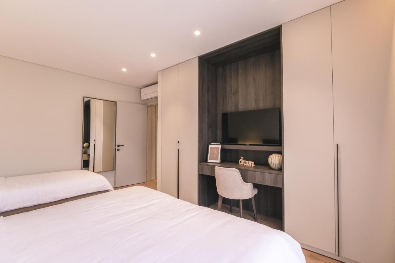 Two Steps Apartments Тирана Экстерьер фото