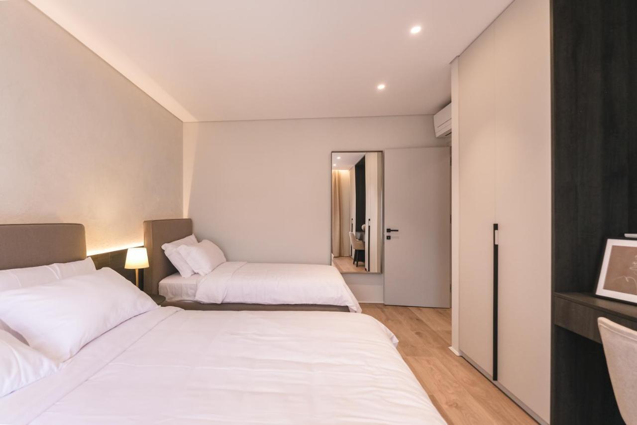 Two Steps Apartments Тирана Экстерьер фото