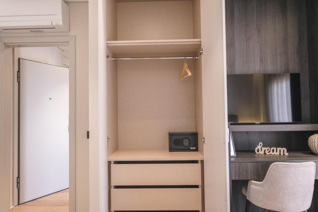 Two Steps Apartments Тирана Экстерьер фото