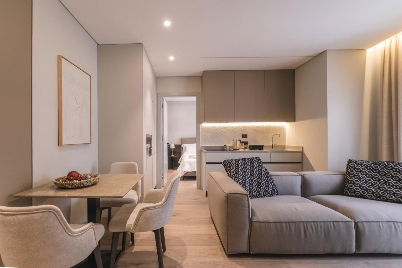 Two Steps Apartments Тирана Экстерьер фото