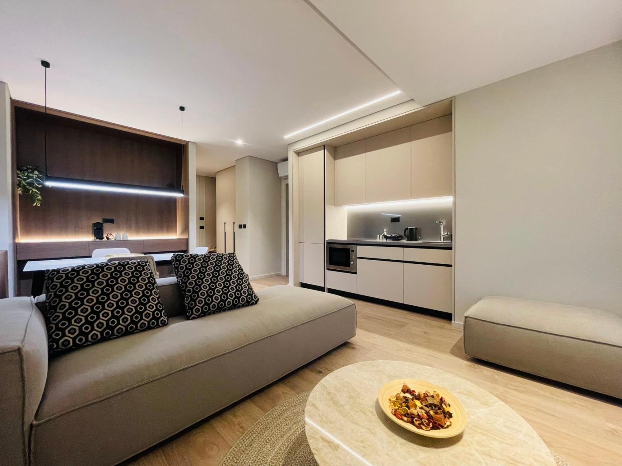 Two Steps Apartments Тирана Экстерьер фото